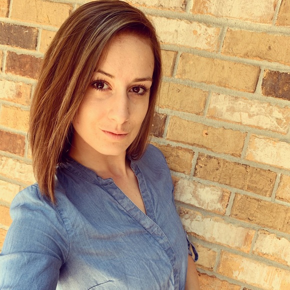 Meet your Posher, Gabriela - Picture 4 of 16